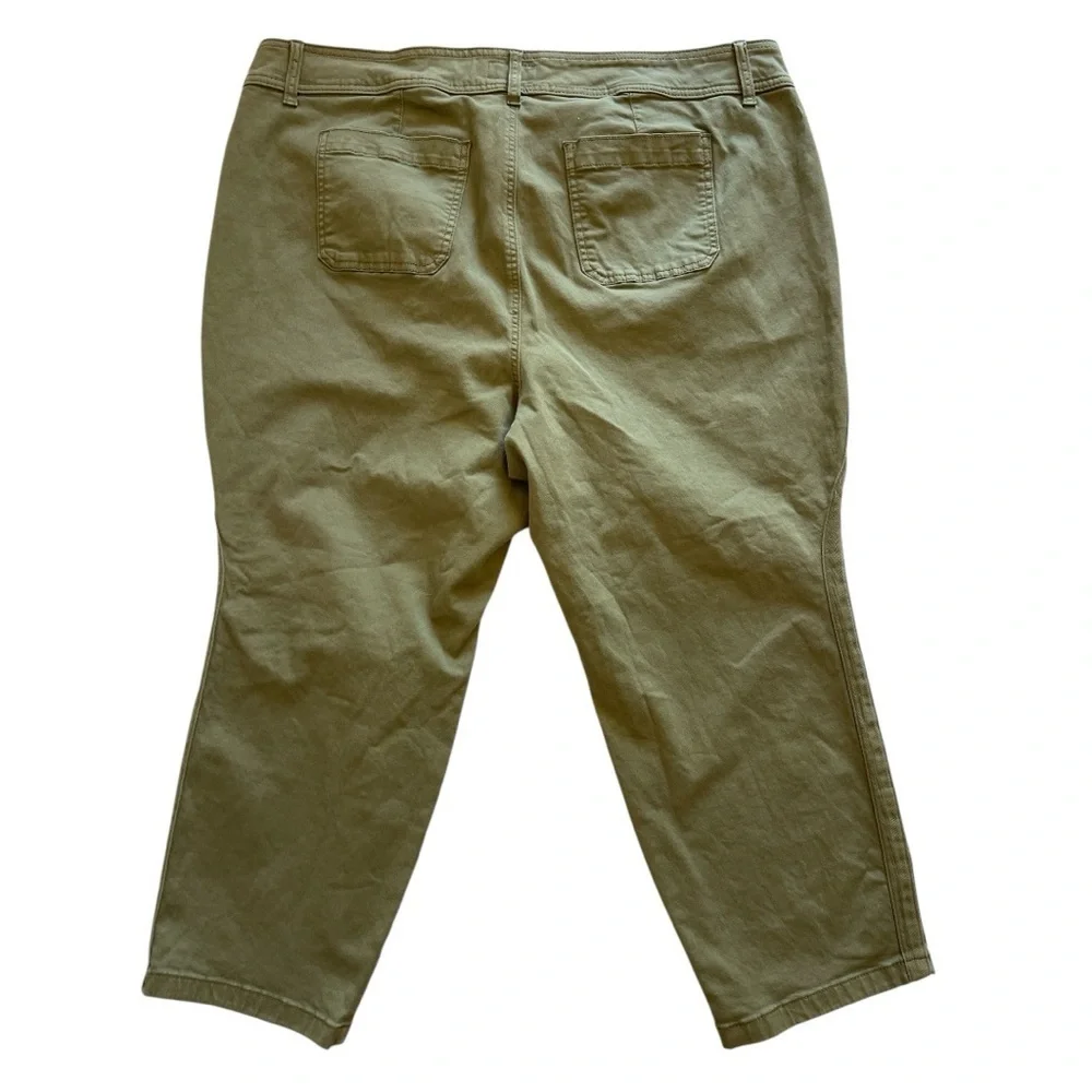Torrid Olive Green Cropped Stretch Comfort Pants - Size 24 - Picture 2 of 14